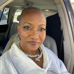 Meet your Posher, Jackey